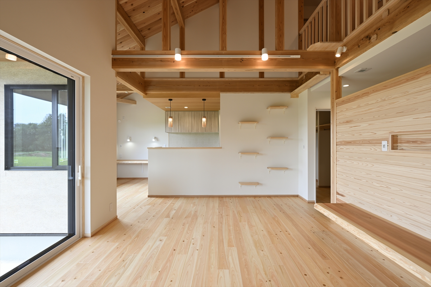 愛猫と暮らす和モダン住宅｜1階で生活が完結する間取り | 埼玉 注文住宅 工務店｜狭山市・所沢市・川越市で自然素材の家を建てるならWELL+ ...